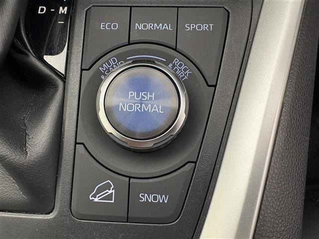 Toyota RAV4 2021 7654777-10