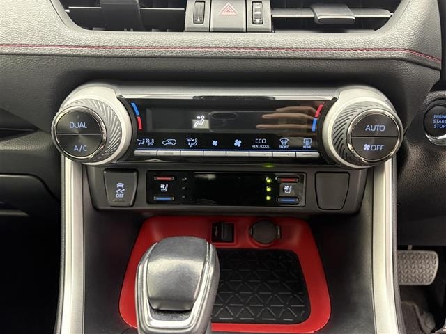 Toyota RAV4 2021 7654777-11