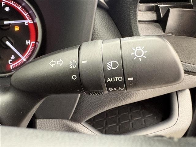 Toyota RAV4 2021 7654777-8