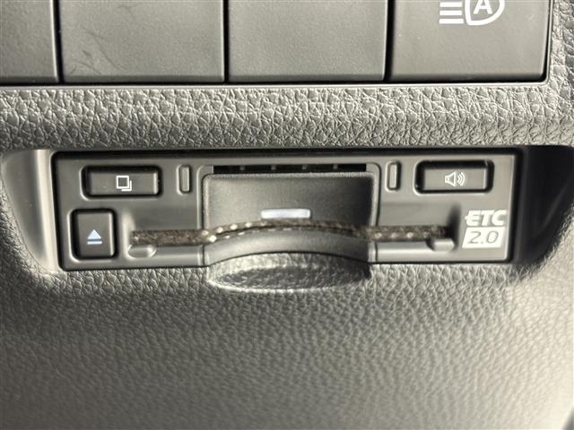Toyota RAV4 2023 7654807-12