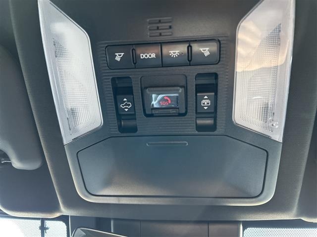 Toyota RAV4 2021 7654826-9