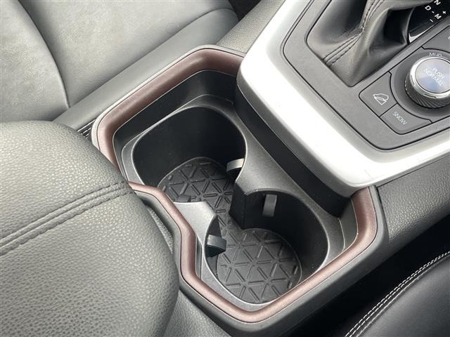 Toyota RAV4 2021 7654854-11