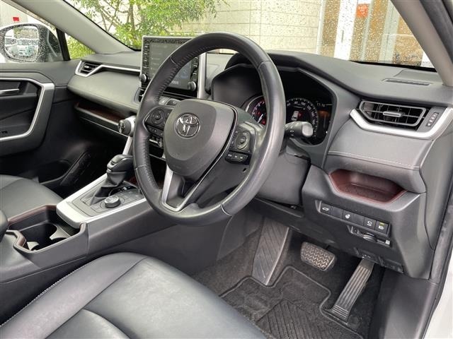 Toyota RAV4 2021 7654854-4