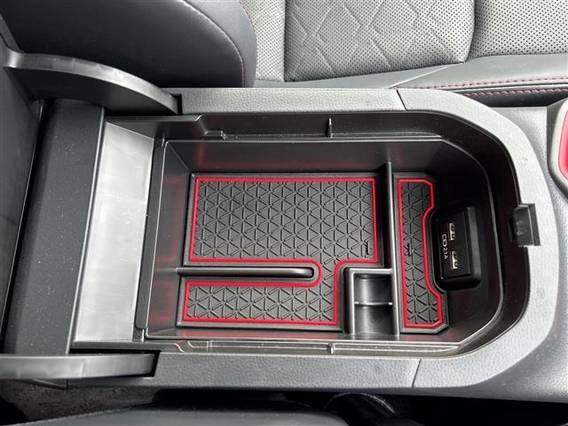 Toyota RAV4 2021 7654864-10