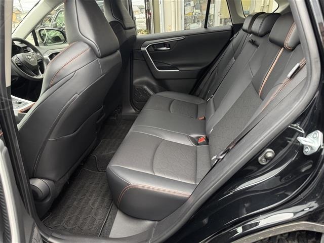 Toyota RAV4 2020 7654876-2