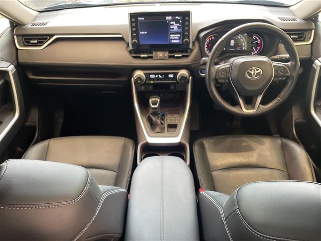 Toyota RAV4 2021 7654885-15
