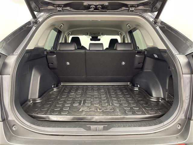 Toyota RAV4 2021 7654902-8