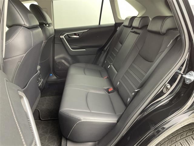 Toyota RAV4 2021 7654903-7