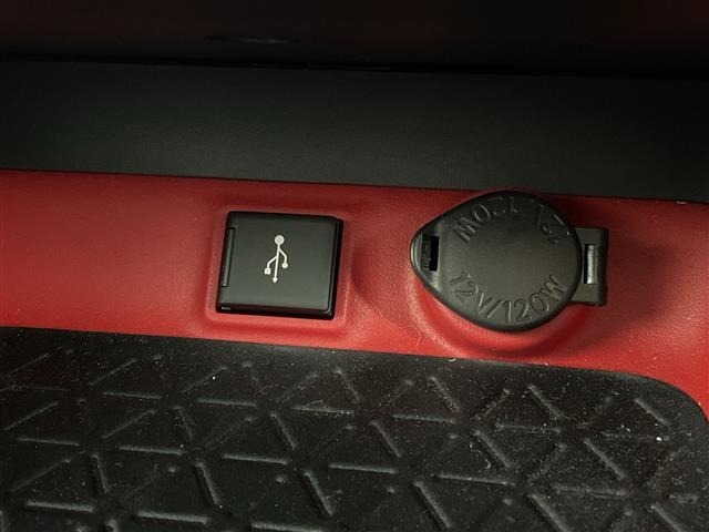 Toyota RAV4 2021 7654924-11