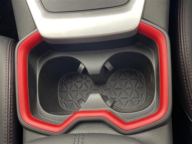 Toyota RAV4 2021 7654924-12
