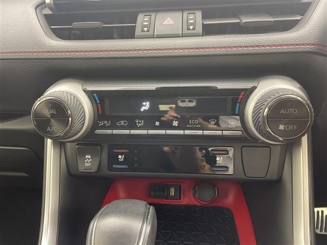 Toyota RAV4 2021 7654924-8