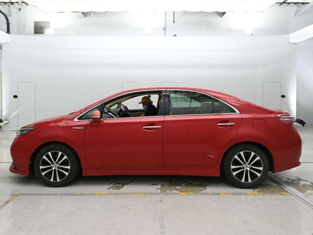 Toyota SAI 2018 7655933-4