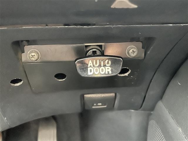 Toyota SAI 2013 7655981-1