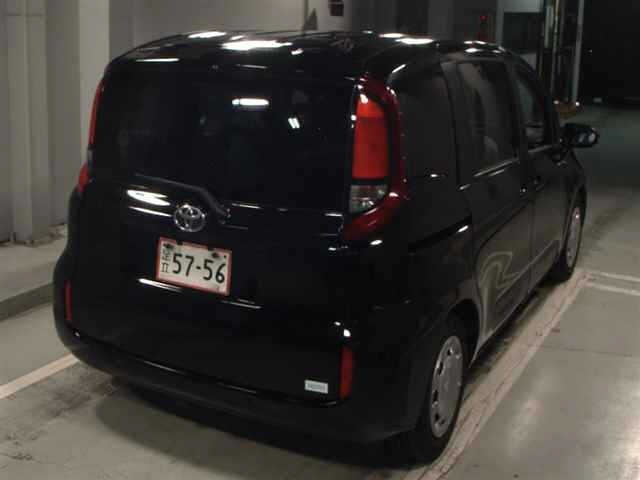 Toyota SIENTA 2023 7657510-5
