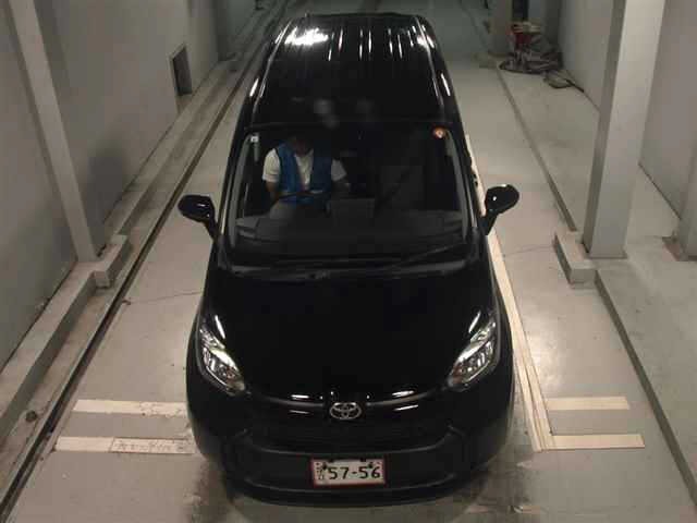 Toyota SIENTA 2023 7657510-6