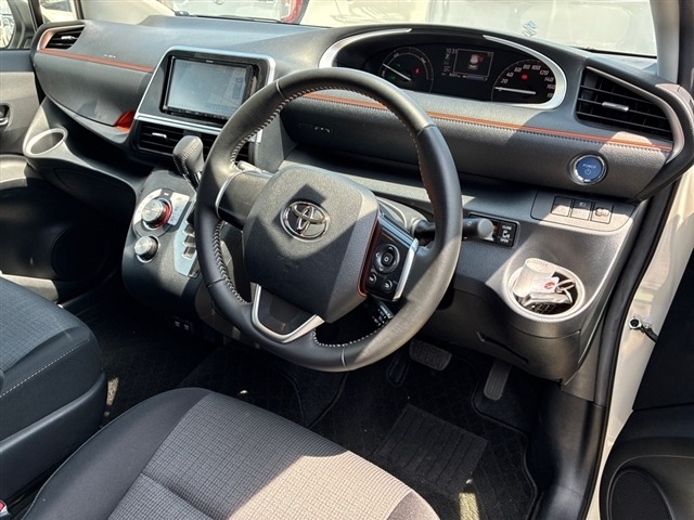 Toyota SIENTA 2021 7657546-3