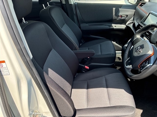 Toyota SIENTA 2021 7657546-5
