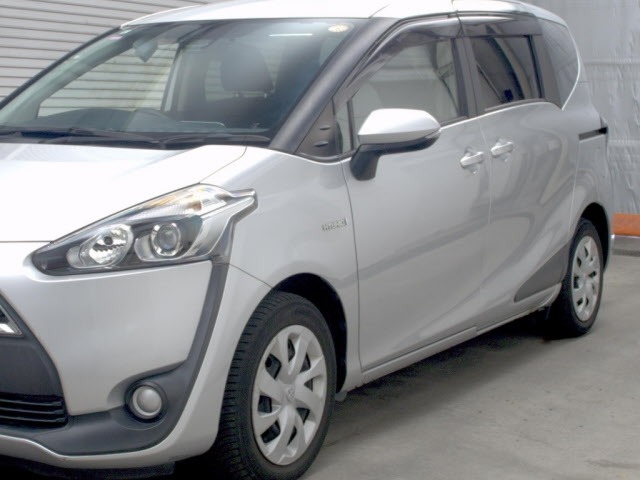 Toyota SIENTA 2017 7657557-4