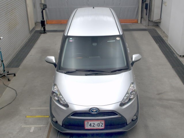 Toyota SIENTA 2017 7657557-6
