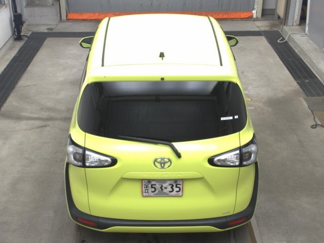 Toyota SIENTA 2015 7657558-7