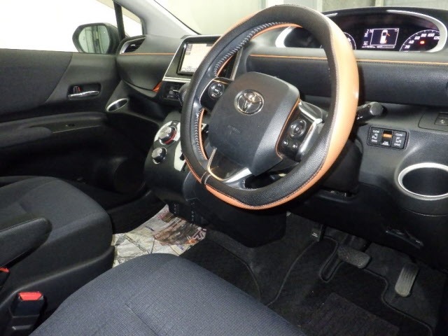 Toyota SIENTA 2015 7657559-3