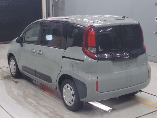 Toyota SIENTA 2025 7657570-6