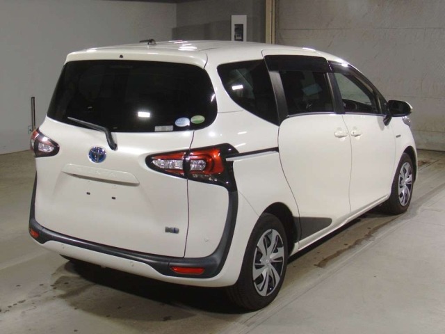 Toyota SIENTA 2019 7657573-1