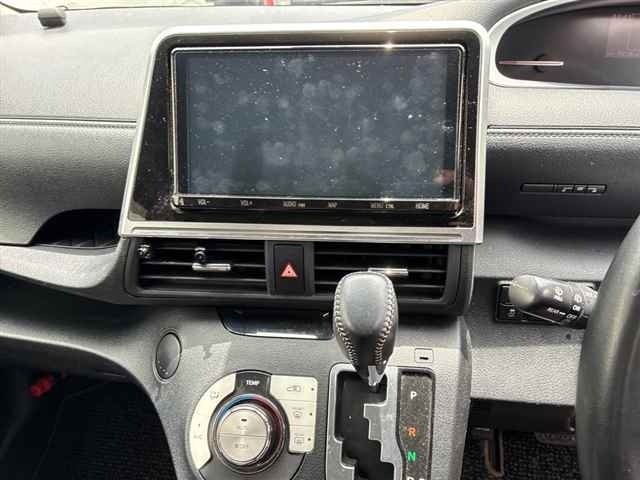Toyota SIENTA 2021 7657586-6