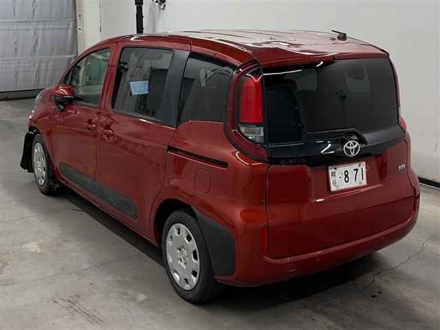 Toyota SIENTA 2024 7657592-1