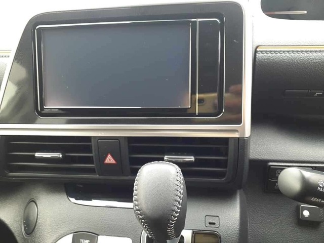 Toyota SIENTA 2022 7657601-12