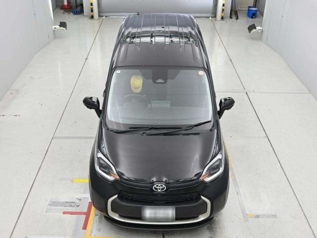 Toyota SIENTA 2022 7657604-7