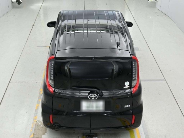 Toyota SIENTA 2022 7657604-8