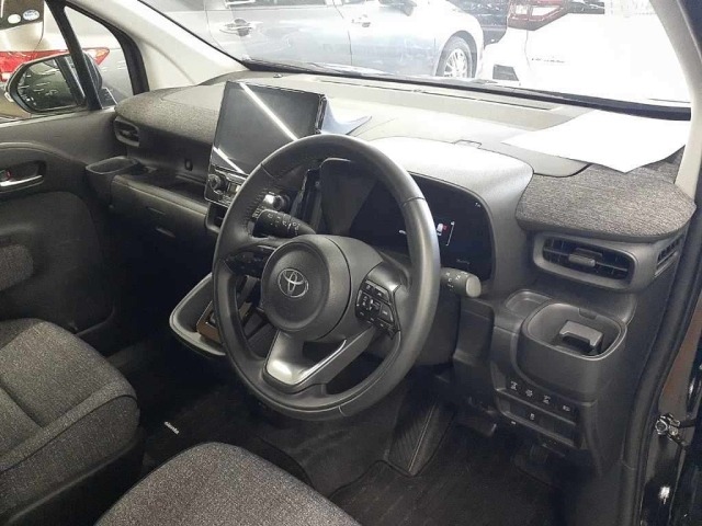 Toyota SIENTA 2022 7657604-9