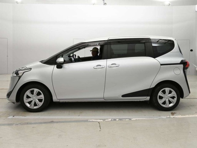 Toyota SIENTA 2019 7657605-4
