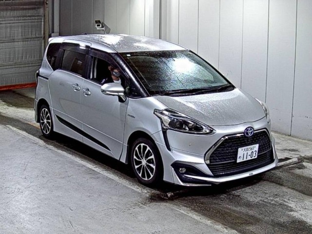 Toyota SIENTA 2018 7657622-0