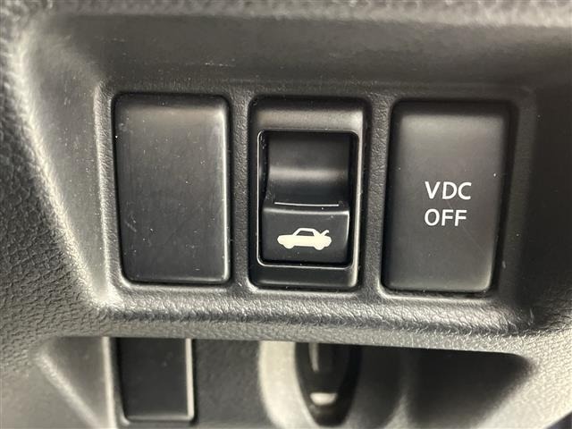 Nissan SKYLINE 2010 7659268-5
