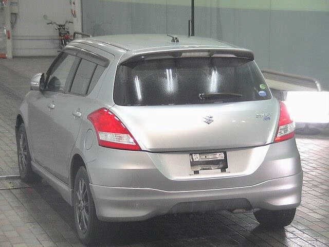 Suzuki SWIFT 2013 7658521-1