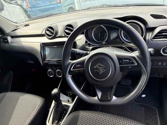 Suzuki SWIFT 2017 7658522-3