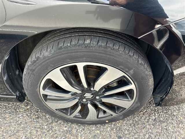 Suzuki SWIFT 2017 7658522-9