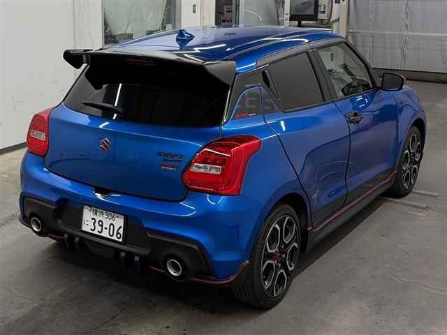 Suzuki SWIFT 2022 7658523-5