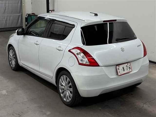Suzuki SWIFT 2013 7658524-1