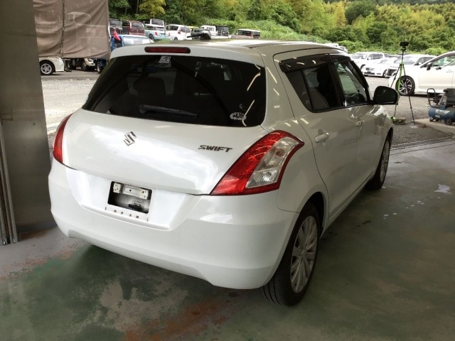 Suzuki SWIFT 2011 7658526-4