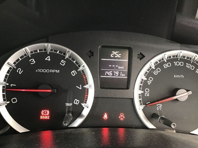 Suzuki SWIFT 2011 7658526-8