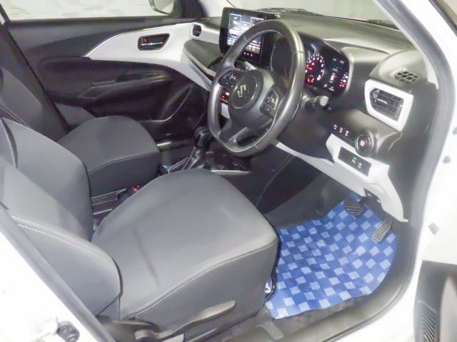 Suzuki SWIFT 2024 7658534-3