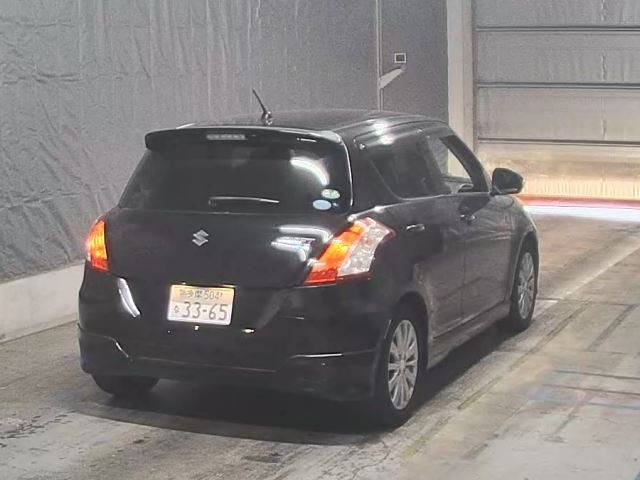 Suzuki SWIFT 2012 7658536-1