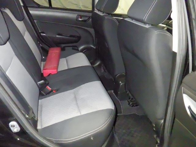 Suzuki SWIFT 2012 7658536-5