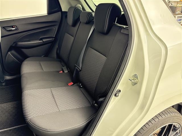 Suzuki SWIFT 2017 7658548-7