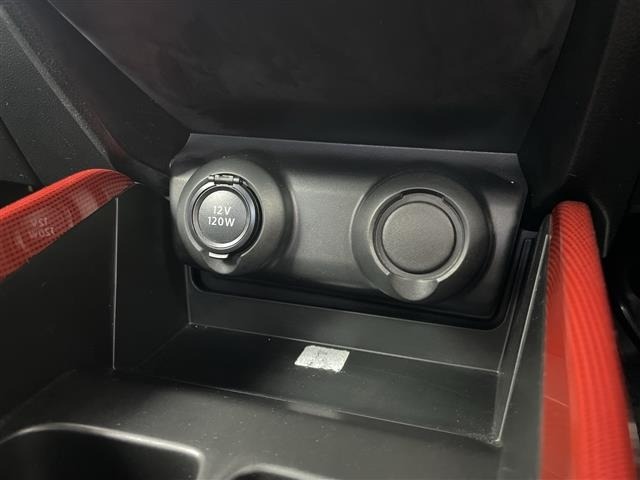 Suzuki SWIFT 2019 7658554-9