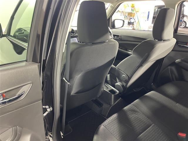 Suzuki SWIFT 2021 7658556-10