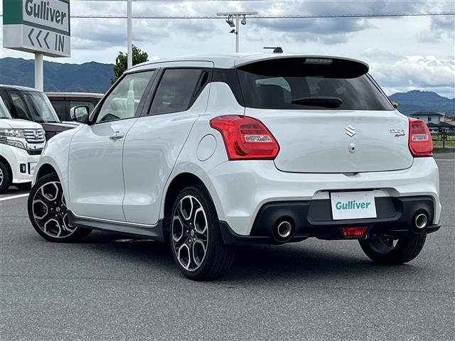 Suzuki SWIFT 2019 7658565-4